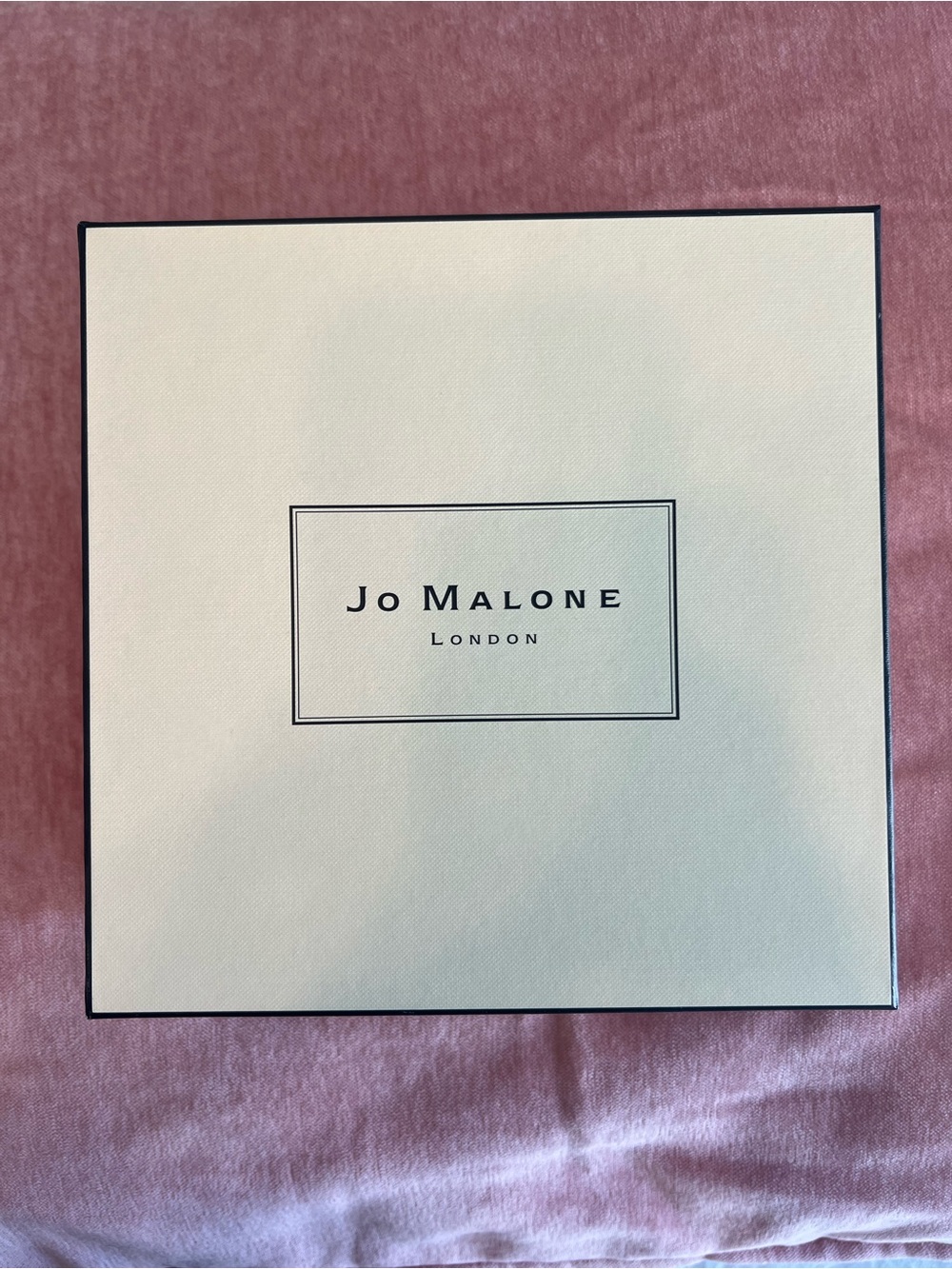 Jo Malone gift box 8x8 approximate size